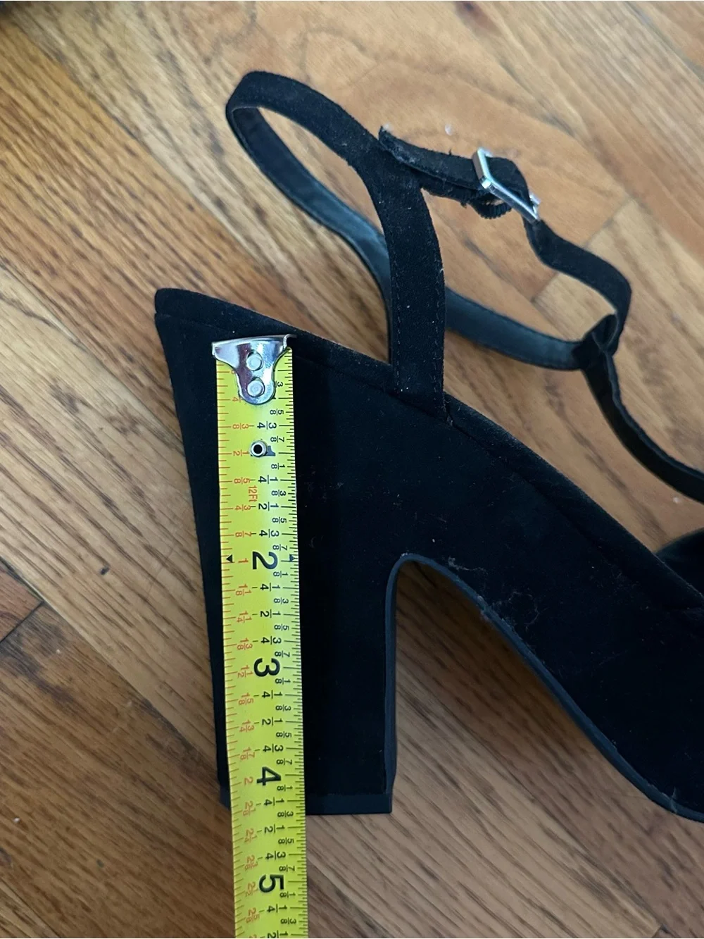 NWOT American Rag Black Suede Platform T-Strap Sandals